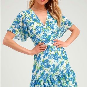 NWOT Lulus Floral Print Ruffled Mini Dress